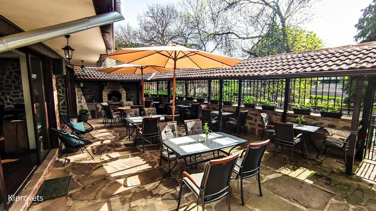 Hotel Kiprovets Chiprovtsi Buitenkant foto