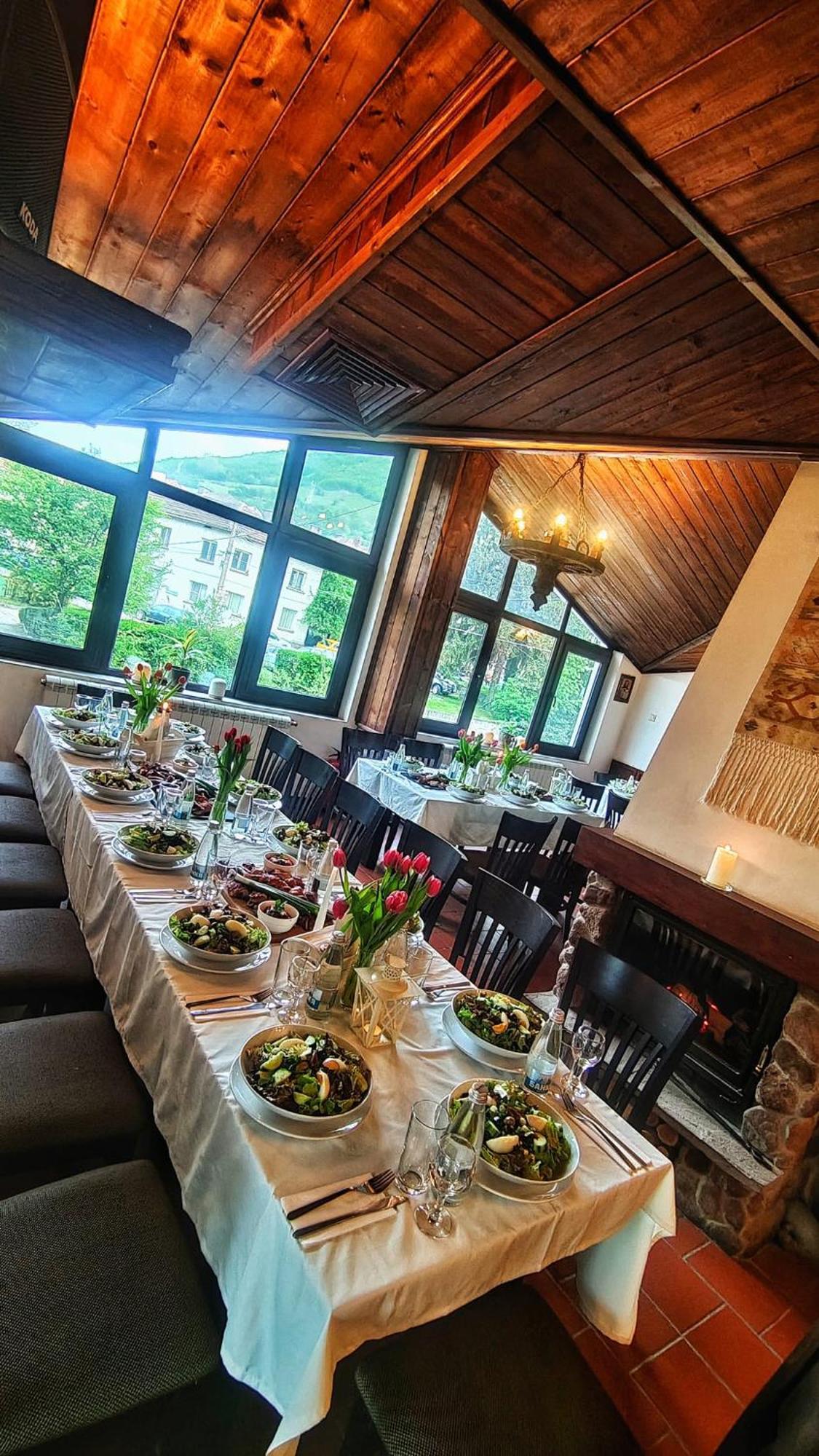 Hotel Kiprovets Chiprovtsi Buitenkant foto