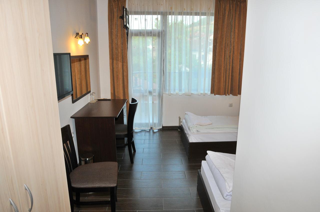 Hotel Kiprovets Chiprovtsi Buitenkant foto